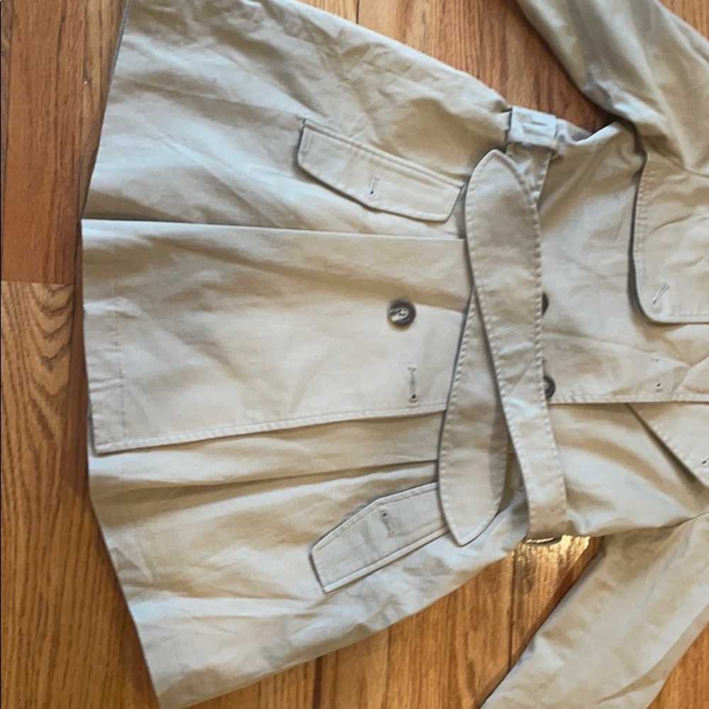 Uniqlo Girl’s Coat - Picture 6 of 10